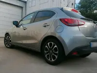 Gebraucht Mazda 2 90 PS (66 kW) 2015 Silber Kleinwagen