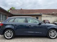 Używany Audi A3 Design 116 KM (85 kW) 2018 Niebieski Sedan/Limuzyna