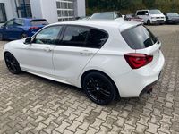 Gebraucht BMW 120 Performance 190 PS (139 kW) 2019 Weiß Kleinwagen