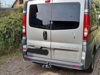 Gebraucht Opel Vivaro 114 PS (83 kW) 2014 Braun Van / Kleinbus
