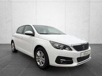 Gebraucht Peugeot 308 Active 131 PS (96 kW) 2021 Weiß Limousine