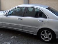 Gebraucht Mercedes C220 Avantgarde 143 PS (105 kW) 2001 Silber metallic Limousine