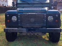 Gebraucht Land Rover Defender 122 PS (89 kW) 2003 Grün Kombi