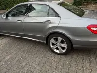 Gebraucht Mercedes E220 170 PS (125 kW) 2012 Silber Limousine