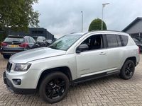 Gebraucht Jeep Compass Sport 156 PS (114 kW) 2013 Grau SUV