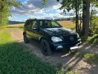 Gebraucht Mercedes ML270 163 PS (119 kW) 2003 Schwarz SUV