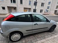 Usata Ford Focus 75 CV (55 kW) 2004 Grigio Utilitaria