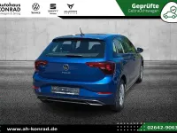Gebraucht VW Polo Basis 80 PS (58 kW) 2022 Blau Kleinwagen