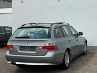 Gebraucht BMW 525 177 PS (130 kW) 2006 Grau Kombi