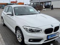 Gebraucht BMW 116 Advantage 116 PS (85 kW) 2016 Weiß Kleinwagen