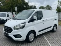 Gebraucht Ford 300 131 PS (96 kW) 2022 Weiß Van / Kleinbus