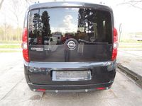Second-hand Opel Combo 120 CP (88 kW) 2017 Negru Monovolum