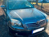 Gebraucht Toyota Avensis T2 177 PS (130 kW) 2007 Silber Kombi