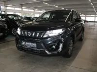Gebraucht Suzuki Vitara Comfort 129 PS (94 kW) 2020 Schwarz SUV