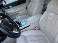 Gebraucht BMW 740L 320 PS (235 kW) 2017 Grau Limousine