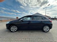 Gebraucht Citroën C4 SELECTION 131 PS (96 kW) 2016 Blau Limousine