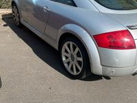 Second-hand Audi TT 180 CP (132 kW) 2002 Argintiu Coupe
