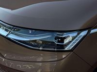 Second-hand VW Multivan Style 218 CP (160 kW) 2023 Maro Monovolum