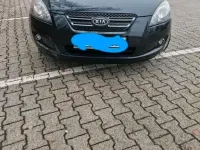 Gebraucht Kia Ceed 142 PS (104 kW) 2009 Schwarz Kleinwagen