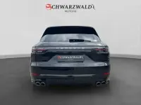 Gebraucht Porsche Cayenne Turbo 441 PS (324 kW) 2019 Schwarz SUV