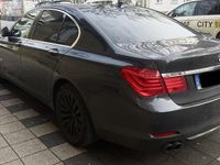 Gebraucht BMW 730 245 PS (180 kW) 2009 Grau Limousine