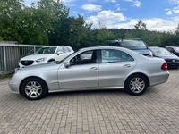 Gebraucht Mercedes E240 Avantgarde 177 PS (130 kW) 2004 Silber Limousine