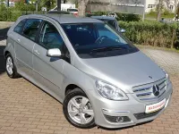 Gebraucht Mercedes B180 116 PS (85 kW) 2011 Silber Van / Kleinbus