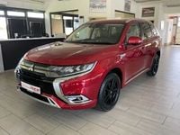 Gebraucht Mitsubishi Outlander Plus 223 PS (164 kW) 2020 Rot SUV