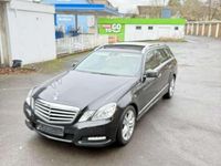 Gebraucht Mercedes E300 204 PS (150 kW) 2013 Schwarz Kombi