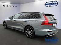 Gebraucht Volvo V60 Plus 398 PS (292 kW) 2022 Thunder grey / metallic Kombi