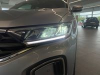 gebraucht VW T-Roc Life 1.5 TSI DSG AHK NAVI KAMERA APP GJR