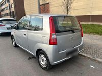 Gebraucht Daihatsu Cuore 58 PS (42 kW) 2004 Grau Kleinwagen
