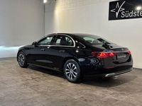 Gebraucht Mercedes E220 Avantgarde 197 PS (144 kW) 2026 Unilack schwarz uni Limousine