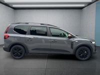 Neu Dacia Jogger 141 PS (103 kW) 2025 Grau Van / Kleinbus