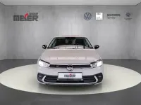 Neu VW Polo 95 PS (69 kW) 2025 Grau Limousine