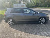 Gebraucht VW Golf VII Highline 150 PS (110 kW) 2019 Grau Limousine