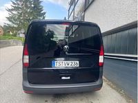 Usado VW Caddy Basis 102 HP (75 kW) 2025 Preto Monovolume