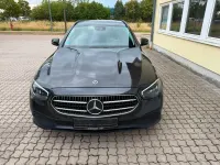 Gebraucht Mercedes E220 Avantgarde 194 PS (142 kW) 2021 Schwarz Limousine
