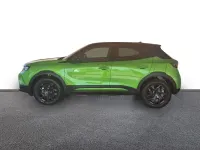 Gebraucht Opel Mokka 110 PS (80 kW) 2023 Matcha green/typ aussenverklei SUV