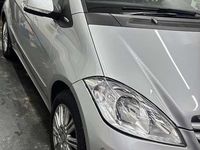Gebraucht Mercedes A180 109 PS (80 kW) 2012 Grau Kleinwagen