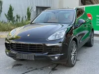 Gebraucht Porsche Cayenne 385 PS (283 kW) 2015 Tiefschwarz SUV