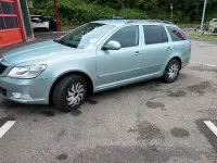 Gebraucht Skoda Octavia 102 PS (75 kW) 2010 Grün Kombi