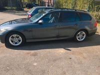 Gebraucht BMW 318 129 PS (94 kW) 2007 Grau Kombi