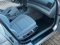 Gebraucht BMW 316 105 PS (77 kW) 1999 Silber Limousine