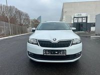 Gebraucht Skoda Rapid Ambition 95 PS (69 kW) 2018 Weiß Kleinwagen
