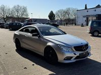 Gebraucht Mercedes E220 AMG 170 PS (125 kW) 2010 Silber Coupé
