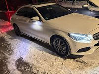 Gebraucht Mercedes C220 170 PS (125 kW) 2017 Schwarz Limousine