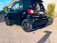 Gebraucht Smart ForTwo Electric Drive 59 kW (81 PS) 2019 Schwarz Coupé