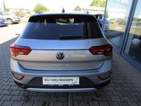 Neu VW T-Roc Life 150 PS (110 kW) 2025 Silber SUV