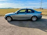 Gebraucht BMW 318 150 PS (110 kW) 2004 Grau Coupé